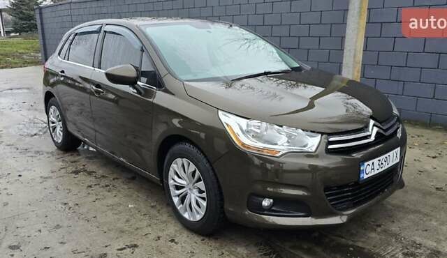 Коричневий Сітроен С4, об'ємом двигуна 1.6 л та пробігом 203 тис. км за 7800 $, фото 1 на Automoto.ua