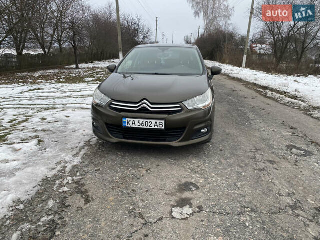 Коричневий Сітроен С4, об'ємом двигуна 1.6 л та пробігом 201 тис. км за 6900 $, фото 1 на Automoto.ua