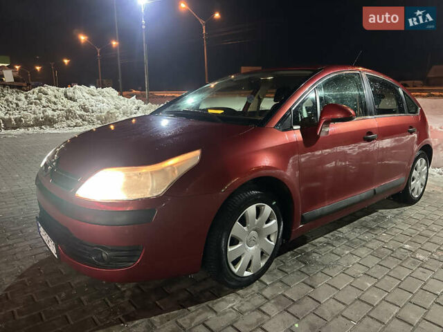 Червоний Сітроен С4, об'ємом двигуна 1.4 л та пробігом 192 тис. км за 2750 $, фото 1 на Automoto.ua