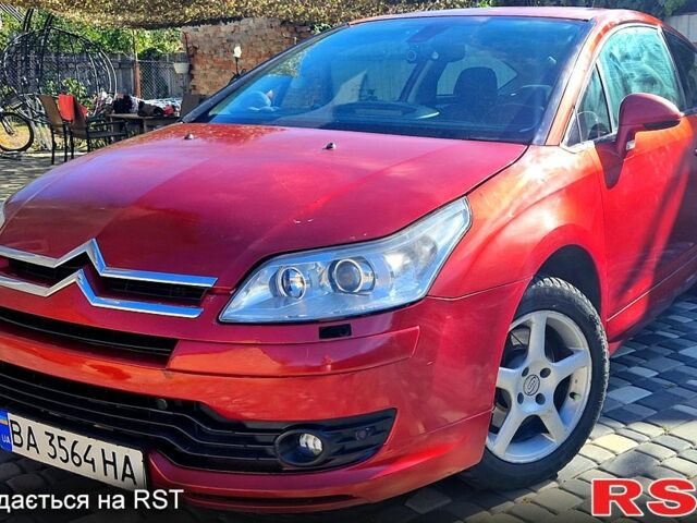 Красный Ситроен С4, объемом двигателя 2 л и пробегом 220 тыс. км за 4000 $, фото 1 на Automoto.ua