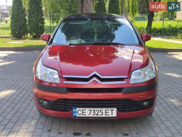 Красный Ситроен С4, объемом двигателя 1.6 л и пробегом 270 тыс. км за 4500 $, фото 1 на Automoto.ua