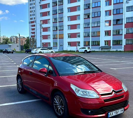 Красный Ситроен С4, объемом двигателя 1.6 л и пробегом 185 тыс. км за 3700 $, фото 1 на Automoto.ua