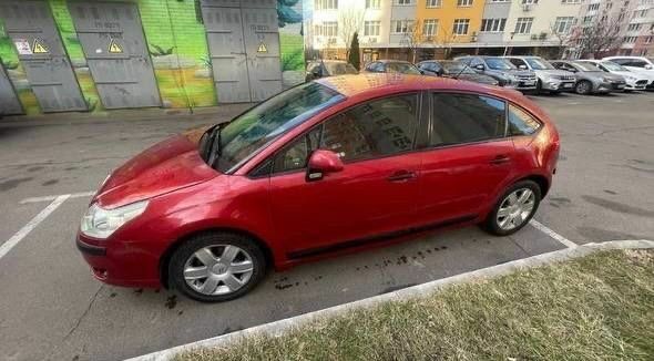Червоний Сітроен С4, об'ємом двигуна 1.6 л та пробігом 350 тис. км за 2500 $, фото 1 на Automoto.ua