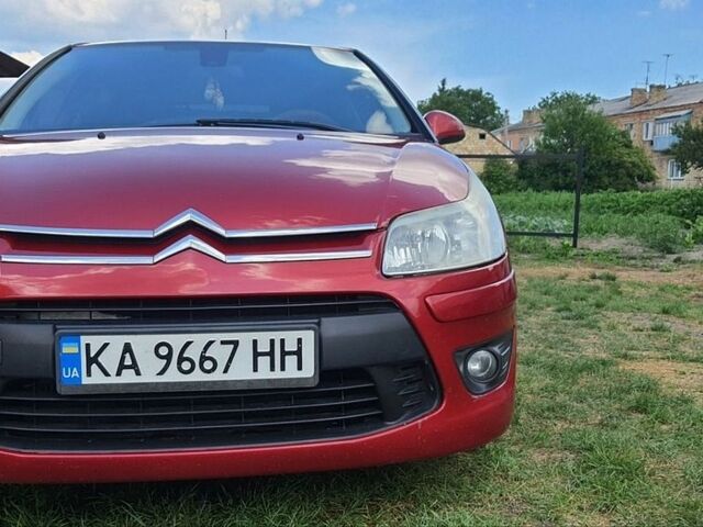 Червоний Сітроен С4, об'ємом двигуна 1.6 л та пробігом 275 тис. км за 4800 $, фото 1 на Automoto.ua