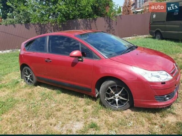 Красный Ситроен С4, объемом двигателя 1.59 л и пробегом 180 тыс. км за 5500 $, фото 1 на Automoto.ua