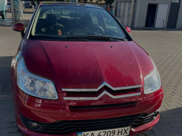 Червоний Сітроен С4, об'ємом двигуна 1.59 л та пробігом 220 тис. км за 4800 $, фото 1 на Automoto.ua