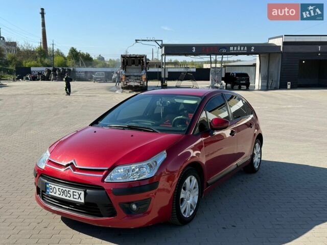 Красный Ситроен С4, объемом двигателя 1.6 л и пробегом 270 тыс. км за 5000 $, фото 1 на Automoto.ua