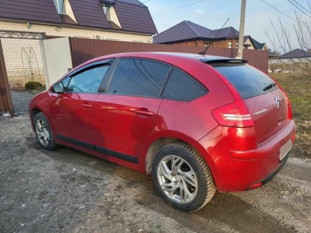 Красный Ситроен С4, объемом двигателя 0 л и пробегом 168 тыс. км за 6000 $, фото 1 на Automoto.ua
