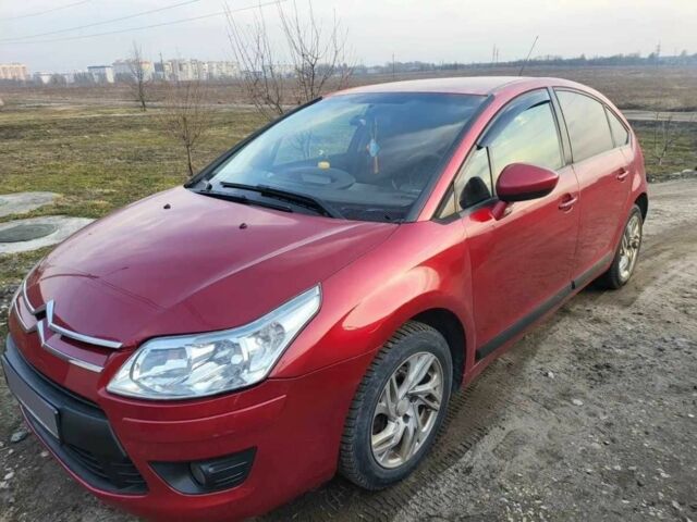 Красный Ситроен С4, объемом двигателя 0 л и пробегом 168 тыс. км за 6000 $, фото 1 на Automoto.ua