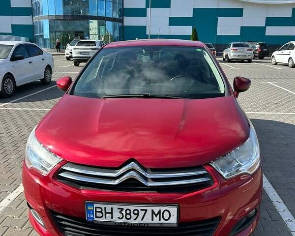 Красный Ситроен С4, объемом двигателя 1.6 л и пробегом 101 тыс. км за 7699 $, фото 1 на Automoto.ua