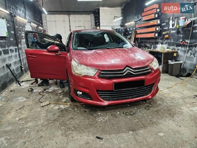 Червоний Сітроен С4, об'ємом двигуна 1.6 л та пробігом 220 тис. км за 5999 $, фото 1 на Automoto.ua