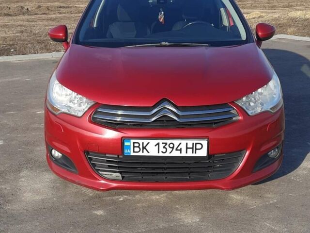 Червоний Сітроен С4, об'ємом двигуна 1.56 л та пробігом 236 тис. км за 7600 $, фото 1 на Automoto.ua