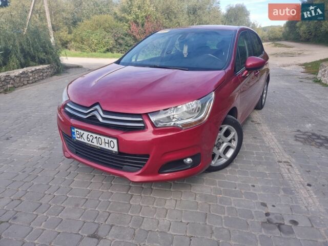 Червоний Сітроен С4, об'ємом двигуна 1.56 л та пробігом 298 тис. км за 5600 $, фото 1 на Automoto.ua