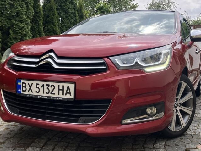 Красный Ситроен С4, объемом двигателя 1.6 л и пробегом 262 тыс. км за 10900 $, фото 1 на Automoto.ua