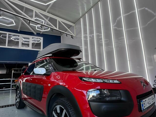 Червоний Сітроен С4, об'ємом двигуна 1.2 л та пробігом 147 тис. км за 9300 $, фото 1 на Automoto.ua