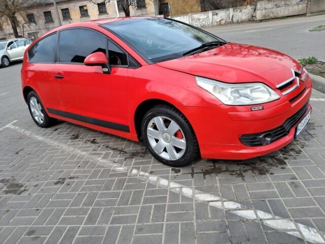 Червоний Сітроен С4, об'ємом двигуна 1.6 л та пробігом 242 тис. км за 3600 $, фото 1 на Automoto.ua
