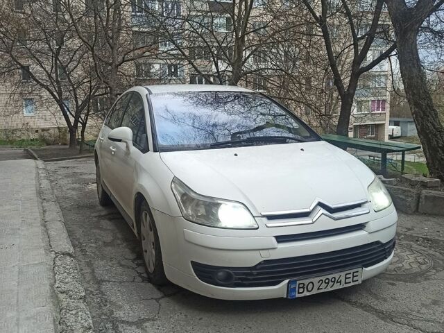 Ситроен С4, объемом двигателя 1.6 л и пробегом 252 тыс. км за 4200 $, фото 1 на Automoto.ua