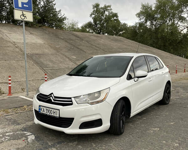 Ситроен С4, объемом двигателя 1.59 л и пробегом 287 тыс. км за 5200 $, фото 1 на Automoto.ua