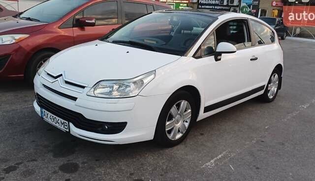 Ситроен С4, объемом двигателя 1.6 л и пробегом 153 тыс. км за 4200 $, фото 1 на Automoto.ua