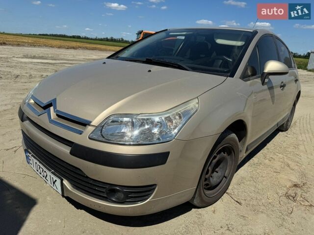 Жовтий Сітроен С4, об'ємом двигуна 1.36 л та пробігом 236 тис. км за 3500 $, фото 1 на Automoto.ua