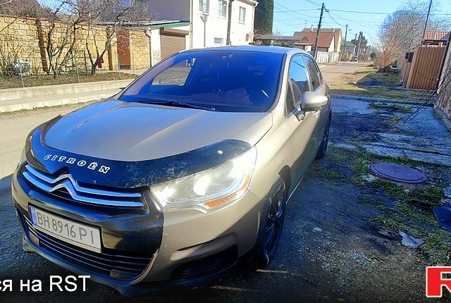 Жовтий Сітроен С4, об'ємом двигуна 1.6 л та пробігом 171 тис. км за 5000 $, фото 1 на Automoto.ua