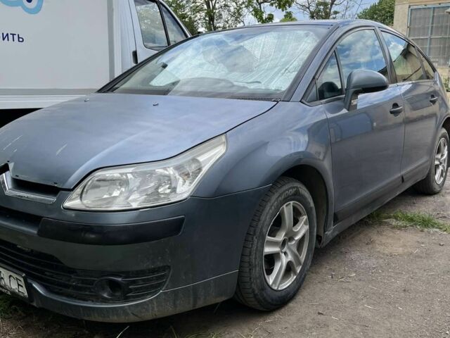 Серый Ситроен С4, объемом двигателя 1.6 л и пробегом 280 тыс. км за 2500 $, фото 1 на Automoto.ua