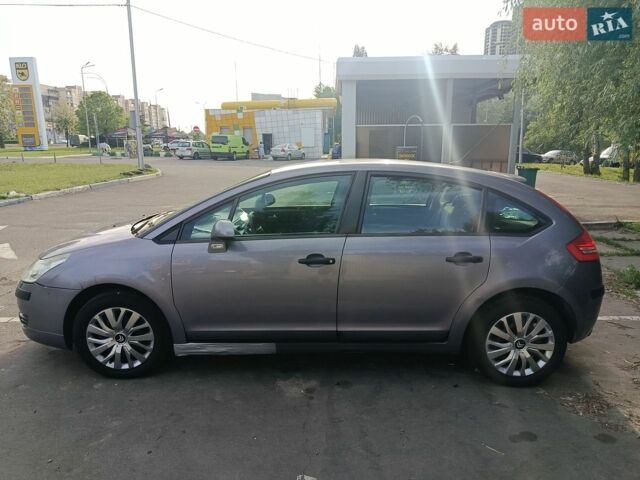 Серый Ситроен С4, объемом двигателя 1.6 л и пробегом 283 тыс. км за 3300 $, фото 1 на Automoto.ua