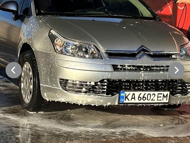 Серый Ситроен С4, объемом двигателя 1.6 л и пробегом 303 тыс. км за 3499 $, фото 1 на Automoto.ua