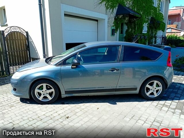 Серый Ситроен С4, объемом двигателя 1.4 л и пробегом 234 тыс. км за 3800 $, фото 1 на Automoto.ua