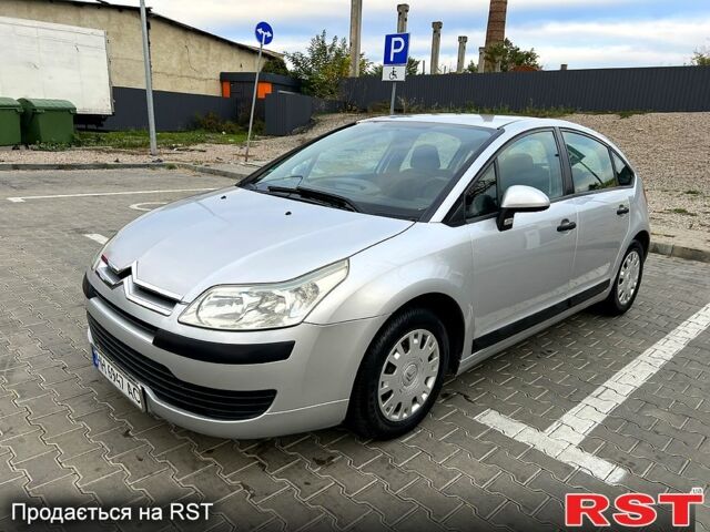 Серый Ситроен С4, объемом двигателя 1.4 л и пробегом 198 тыс. км за 4300 $, фото 1 на Automoto.ua