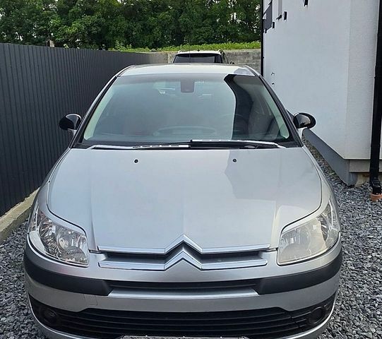 Сірий Сітроен С4, об'ємом двигуна 2 л та пробігом 345 тис. км за 3300 $, фото 1 на Automoto.ua