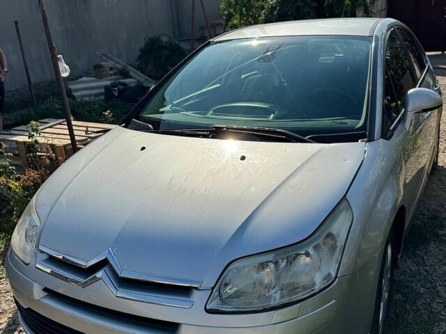Сірий Сітроен С4, об'ємом двигуна 2 л та пробігом 192 тис. км за 3700 $, фото 1 на Automoto.ua