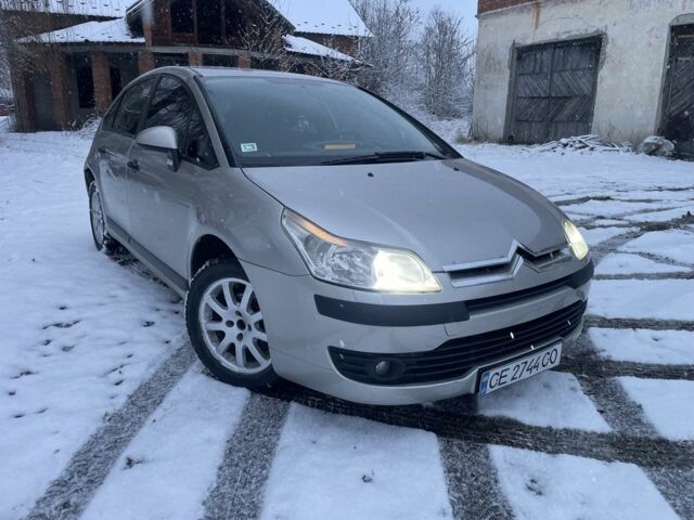 Серый Ситроен С4, объемом двигателя 1.6 л и пробегом 198 тыс. км за 3500 $, фото 1 на Automoto.ua