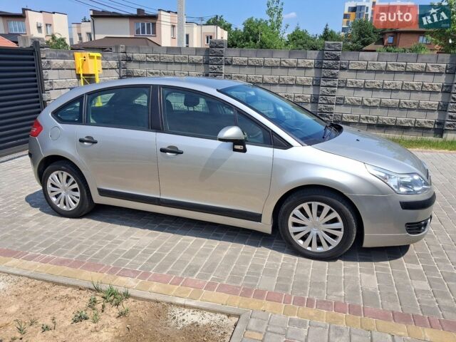 Сірий Сітроен С4, об'ємом двигуна 1.59 л та пробігом 300 тис. км за 3500 $, фото 1 на Automoto.ua