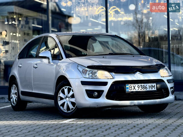 Серый Ситроен С4, объемом двигателя 1.56 л и пробегом 215 тыс. км за 4500 $, фото 1 на Automoto.ua
