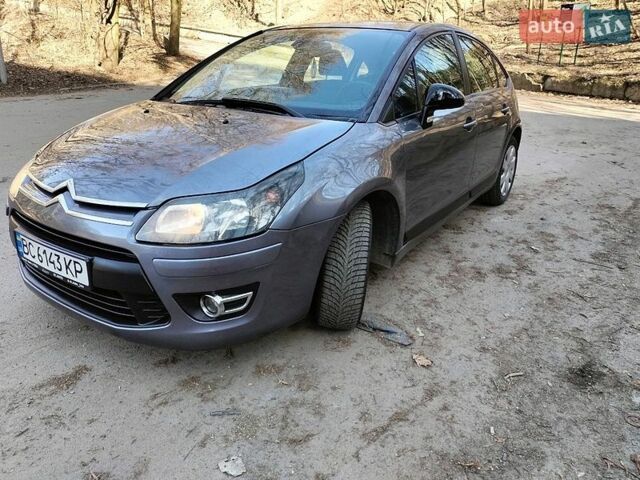 Серый Ситроен С4, объемом двигателя 1.56 л и пробегом 247 тыс. км за 4150 $, фото 1 на Automoto.ua