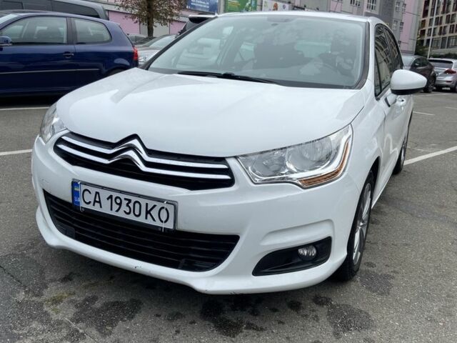 Серый Ситроен С4, объемом двигателя 1.6 л и пробегом 160 тыс. км за 4059 $, фото 1 на Automoto.ua