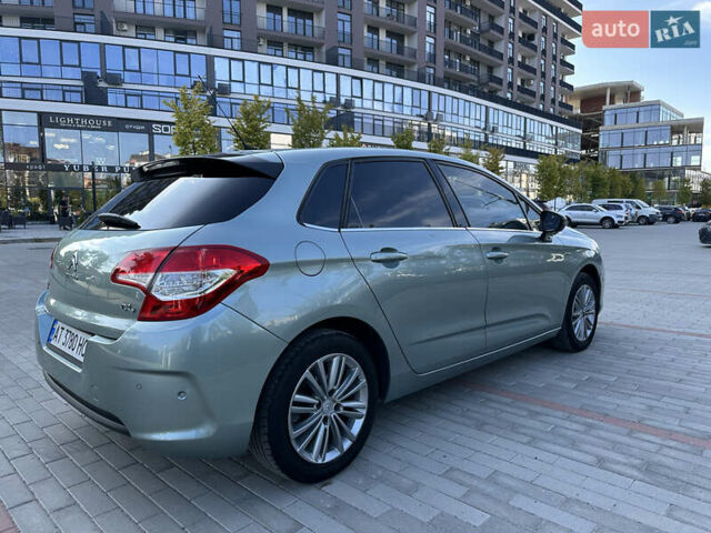 Серый Ситроен С4, объемом двигателя 1.59 л и пробегом 155 тыс. км за 2500 $, фото 1 на Automoto.ua