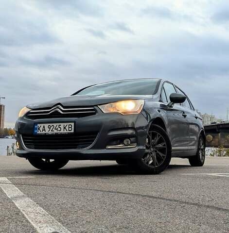 Серый Ситроен С4, объемом двигателя 1.6 л и пробегом 110 тыс. км за 8100 $, фото 1 на Automoto.ua