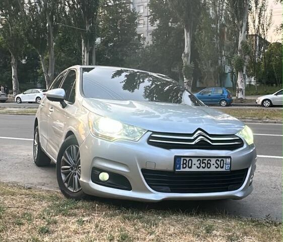 Серый Ситроен С4, объемом двигателя 0 л и пробегом 310 тыс. км за 3500 $, фото 1 на Automoto.ua