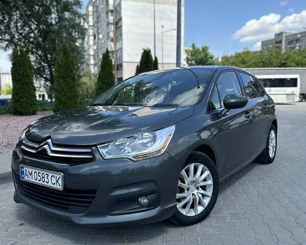 Серый Ситроен С4, объемом двигателя 1.6 л и пробегом 261 тыс. км за 6700 $, фото 1 на Automoto.ua