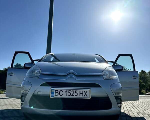 Сірий Сітроен С4, об'ємом двигуна 1.56 л та пробігом 215 тис. км за 7700 $, фото 1 на Automoto.ua