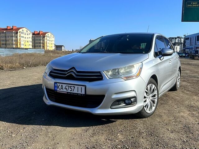 Серый Ситроен С4, объемом двигателя 1.6 л и пробегом 271 тыс. км за 8400 $, фото 1 на Automoto.ua