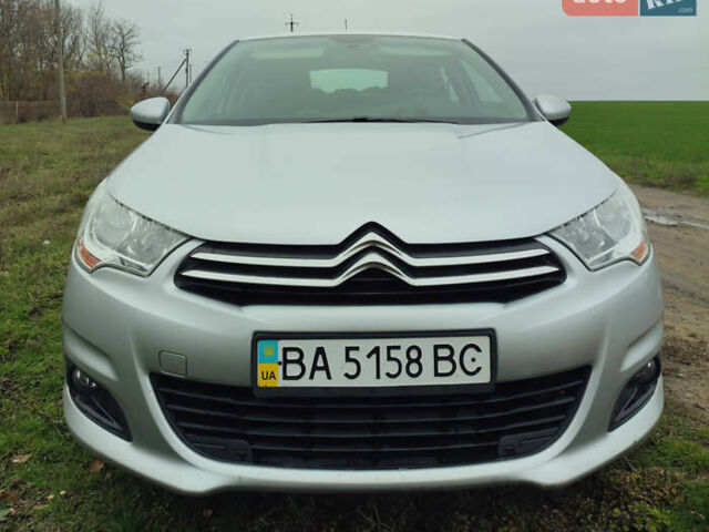 Серый Ситроен С4, объемом двигателя 1.56 л и пробегом 122 тыс. км за 8100 $, фото 1 на Automoto.ua