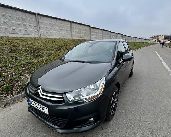 Серый Ситроен С4, объемом двигателя 1.56 л и пробегом 221 тыс. км за 8000 $, фото 1 на Automoto.ua