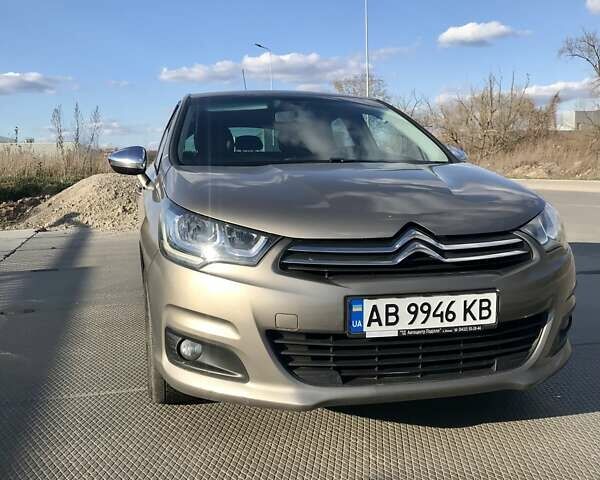 Серый Ситроен С4, объемом двигателя 1.56 л и пробегом 88 тыс. км за 8000 $, фото 1 на Automoto.ua