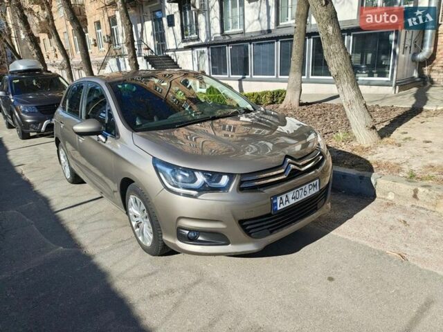 Сірий Сітроен С4, об'ємом двигуна 1.2 л та пробігом 116 тис. км за 10500 $, фото 1 на Automoto.ua