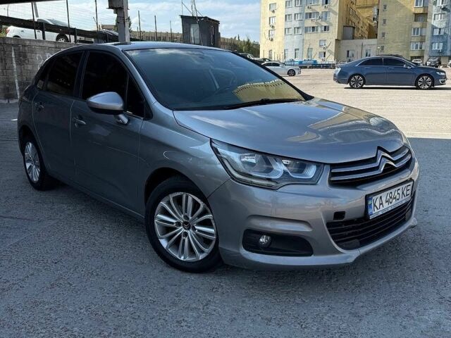 Серый Ситроен С4, объемом двигателя 1.6 л и пробегом 156 тыс. км за 7000 $, фото 1 на Automoto.ua