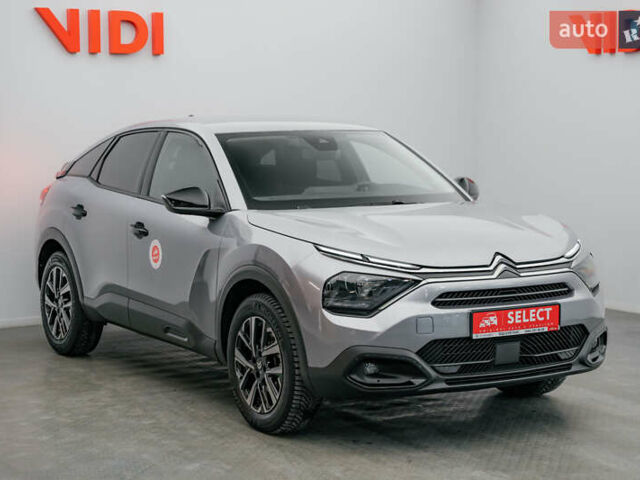 Сірий Сітроен С4, об'ємом двигуна 1.2 л та пробігом 10 тис. км за 22458 $, фото 1 на Automoto.ua