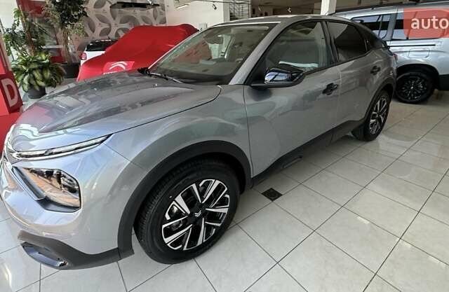 Сірий Сітроен С4, об'ємом двигуна 1.2 л та пробігом 9 тис. км за 23000 $, фото 1 на Automoto.ua